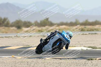 media/Oct-04-2025-CVMA (Sat) [[408bcdd6e4]]/Race 4-Formula Middleweight (Holeshot)/